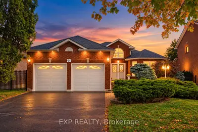 44 Finnegan Place, Whitby, On L1r 2k9
