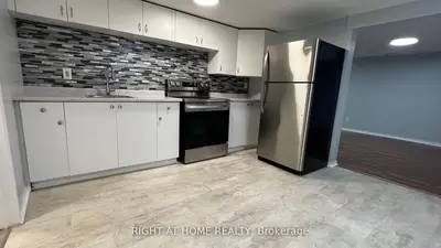 32 Thorncroft Crescent, Ajax, On L1s 2s2