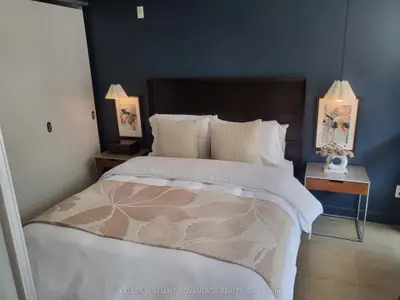 90 Broadview Avenue 508, Toronto, On M4m 0a7