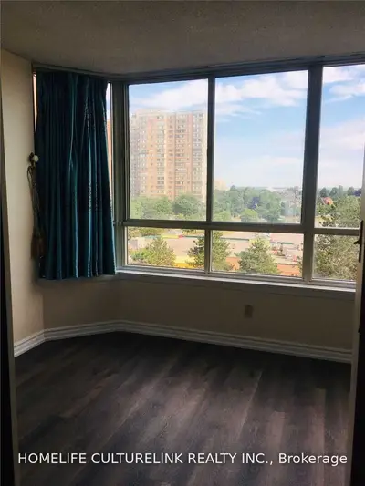 275 Bamburgh Circle 612, Toronto, On M1w 3x4
