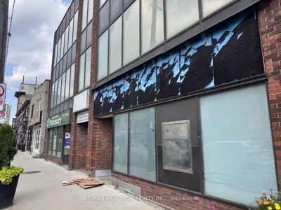 739 Broadview Avenue, Toronto, On M4k 3y3