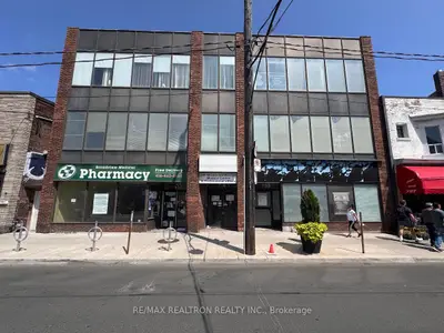 743 Broadview Avenue, Toronto, On M4k 3y3