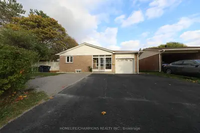 271 John Tabor Trail, Toronto, On M1b 2r8