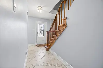 45 Brimstone Crescent, Toronto, On M1v 3c8