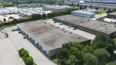 345 Nugget Avenue 16, Toronto, On M1s 4j3