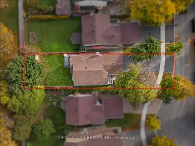 59 Longbow Square, Toronto, On M1w 2w6