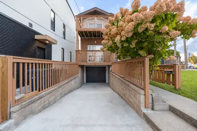 592a Danforth Road, Toronto, On M1k 1e6