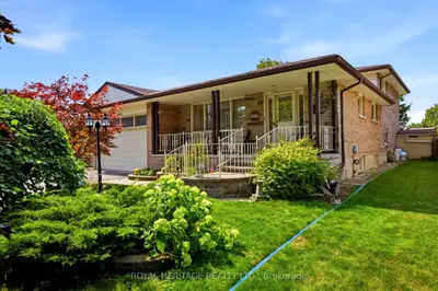 394 Amstel Court, Oshawa, On L1g 2j8