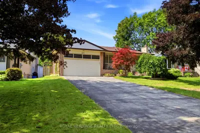 394 Amstel Court, Oshawa, On L1g 2j8
