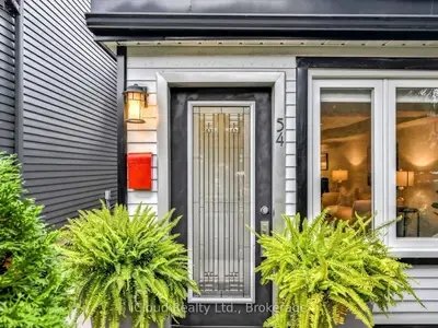 54 Arundel Avenue, Toronto, On M4k 3a4