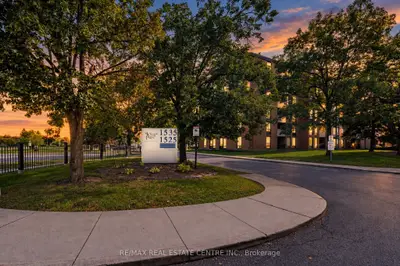 1525 Diefenbaker Court 315, Pickering, On L1v 3w1