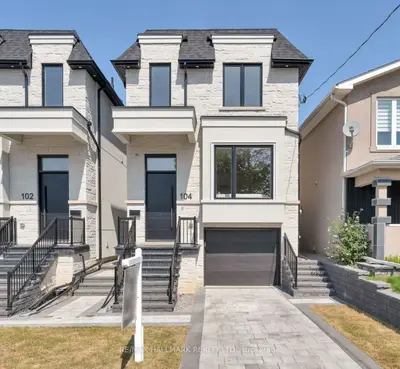 104 Yardley Avenue, Toronto, On M4b 2b1