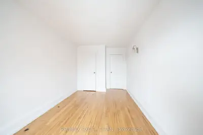 10 Kingston Road 87, Toronto, On M4l 2s4