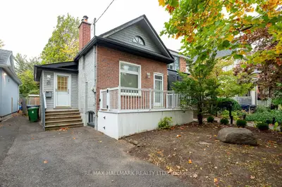 50 Earl Grey Road, Toronto, On M4j 3l2