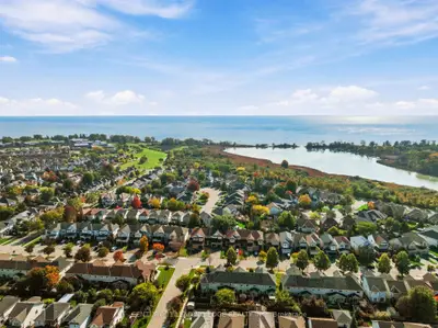 195 Whitby Shores Greenway, Whitby, On L1n 9p6