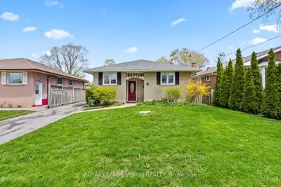 6 Macduff Crescent, Toronto, On M1m 1x5