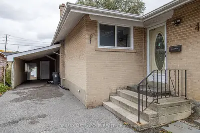57 Chancellor Drive Upper, Toronto, On M1g 2w4