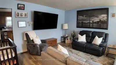 329 Durham Court, Oshawa, On L1j 1w8