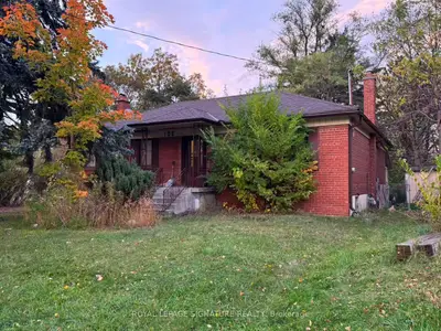 122 Earlton Road, Toronto, On M1t 2r6