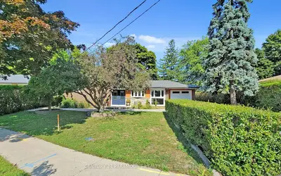 8 Waterfield Drive, Toronto, On M1p 3w5