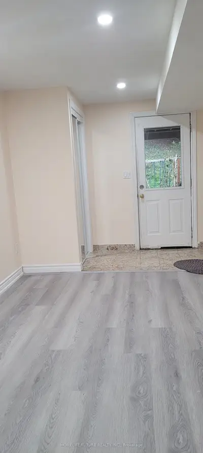 65 Misty Hills Trail Bsmt, Toronto, On M1x 2c4