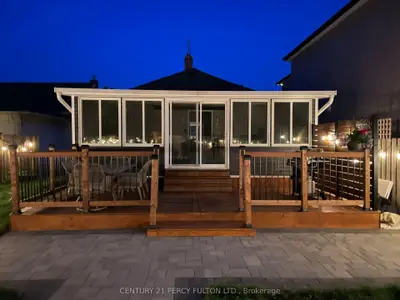 76 Arlington Avenue, Oshawa, On L1g 2n6