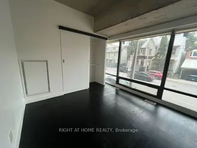90 Broadview Avenue, Toronto, On M4m 0a7