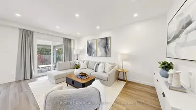 60 Elmfield Crescent, Toronto, On M1v 2y6