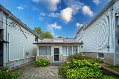 353 Rhodes Avenue, Toronto, On M4l 3a4