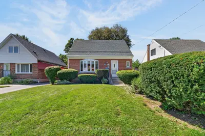 38 Singleton Rd Road, Toronto, On M1r 1h9