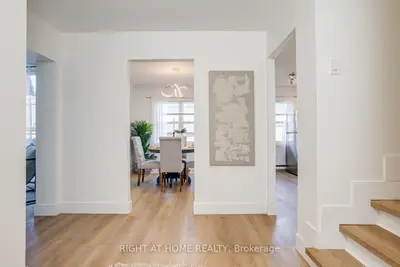 580 Mary Street E 207, Whitby, On L1n 2r3