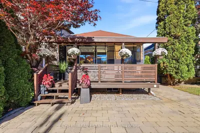 236 Virginia Avenue, Toronto, On M4c 2t8