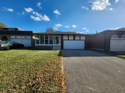 959 Huntingwood Drive S Main, Toronto, On M1s 1k3