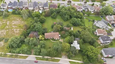 2341 Highway # 2, Clarington, On L1c 6e8