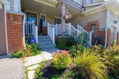 93 Robideau Place, Whitby, On L1r 3g7