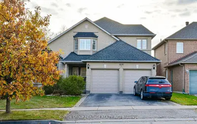 2330 Southcott Road, Pickering, On L1x 2s9