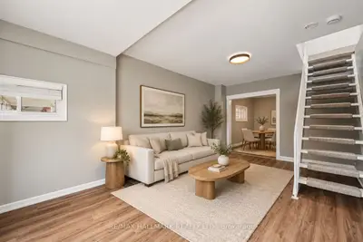 71 Meighen Avenue, Toronto, On M4b 2h4