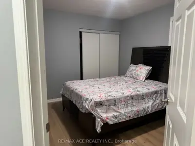 1851 Parkhurst Crescent Room 2, Pickering, On L1x 0b1