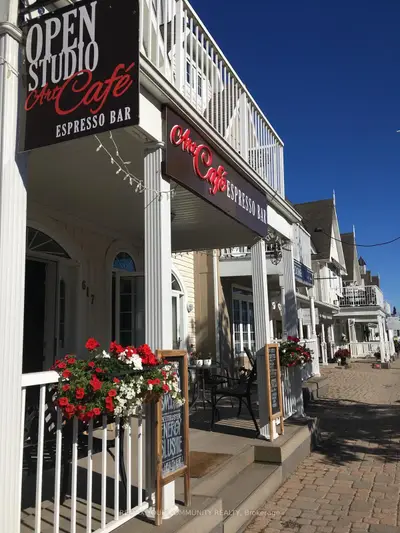 617 Liverpool Road, Pickering, On L1w 1r1