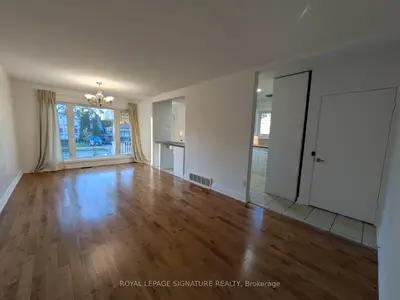 26 Trinnell Boulevard, Toronto, On M1l 1s5