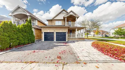 1158 Ravenscroft Road, Ajax, On L1t 4e7