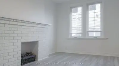 458 Kingston Road A, Toronto, On M4l 1v3
