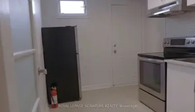 458 Kingston Road A, Toronto, On M4l 1v3