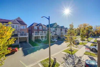 24 Goldeye Street, Whitby, On L1p 0e5