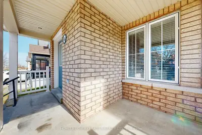 68 Mcnicol Crescent, Ajax, On L1z 1y8