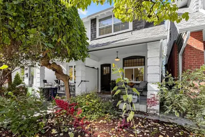 74 East Lynn Avenue, Toronto, On M4c 3x2