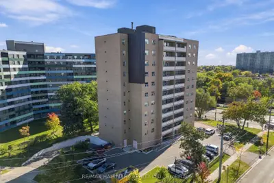207 Galloway Road 704, Toronto, On M1e 4x3