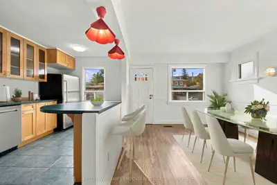 36 Woodville Avenue, Toronto, On M4k 2j6
