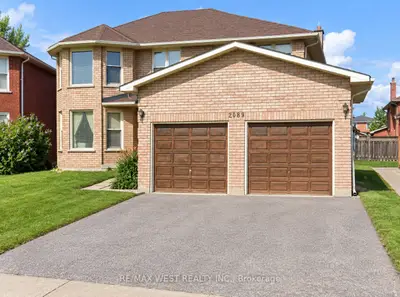 2089 Liverpool Road, Pickering, On L1x 1e3