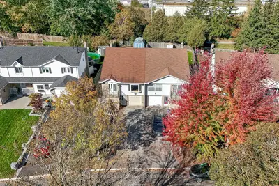 53 Goldring Drive, Whitby, On L1p 1b9